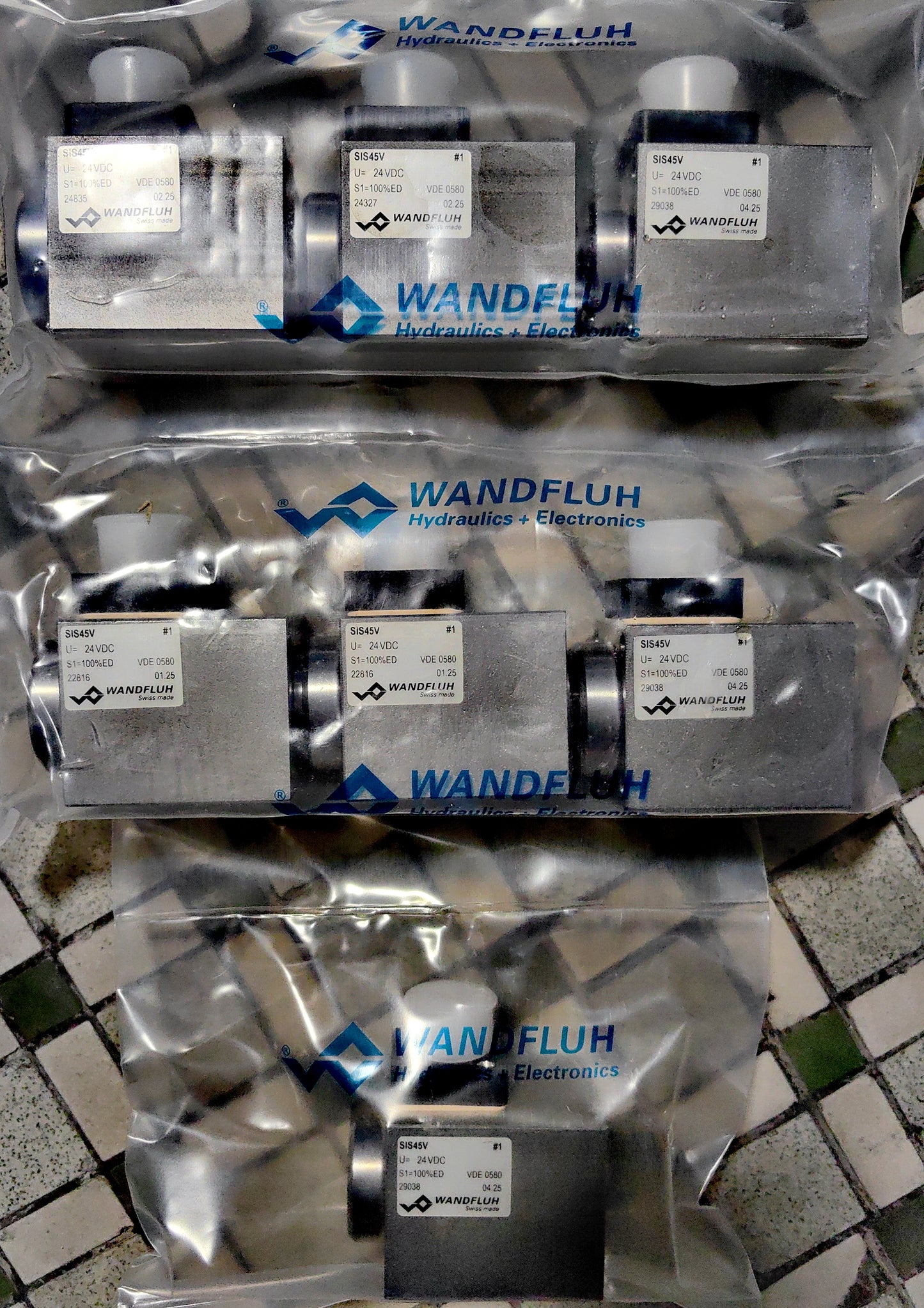 WANDFLUH SIS45V-G24 coil Solenoid SIS45V to VDE 0580 Plug plate to ISO 4400/DIN 43650 Protection class IP65