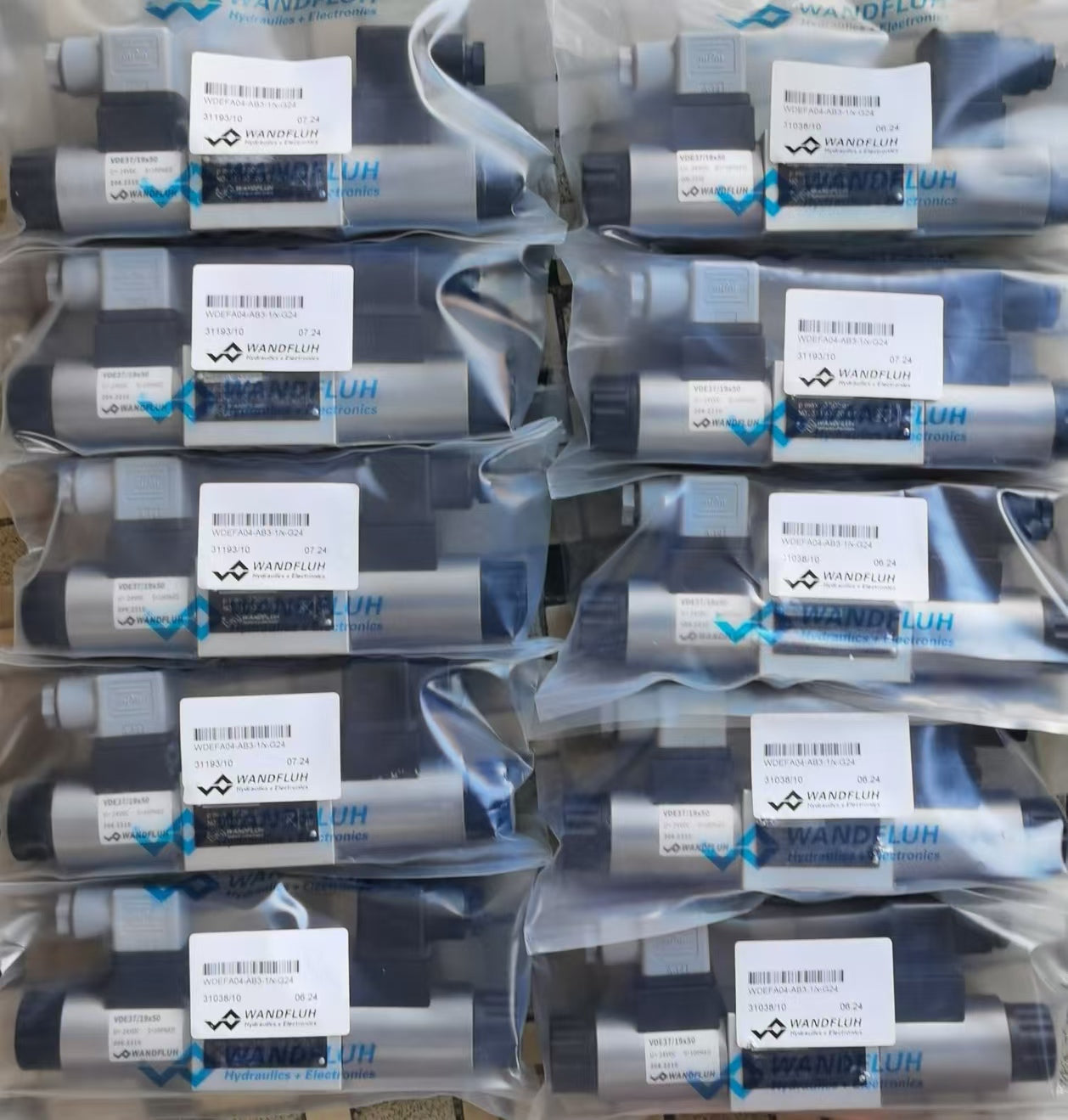 Wandfluh WDEFA04-AB3-1/X-G24   WD_FA04 SOLENOID OPERATED SPOOL VALVE (SLIP-ON COIL)