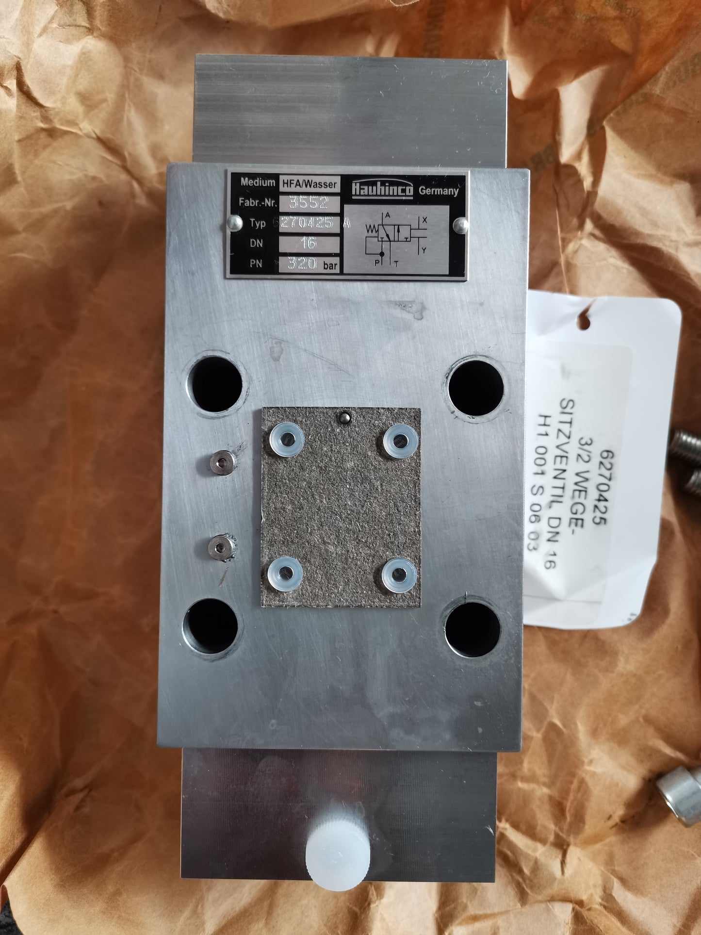 6270425 hauhinco 3/2 way valve B2 x,y externally actuated DN16 PN320