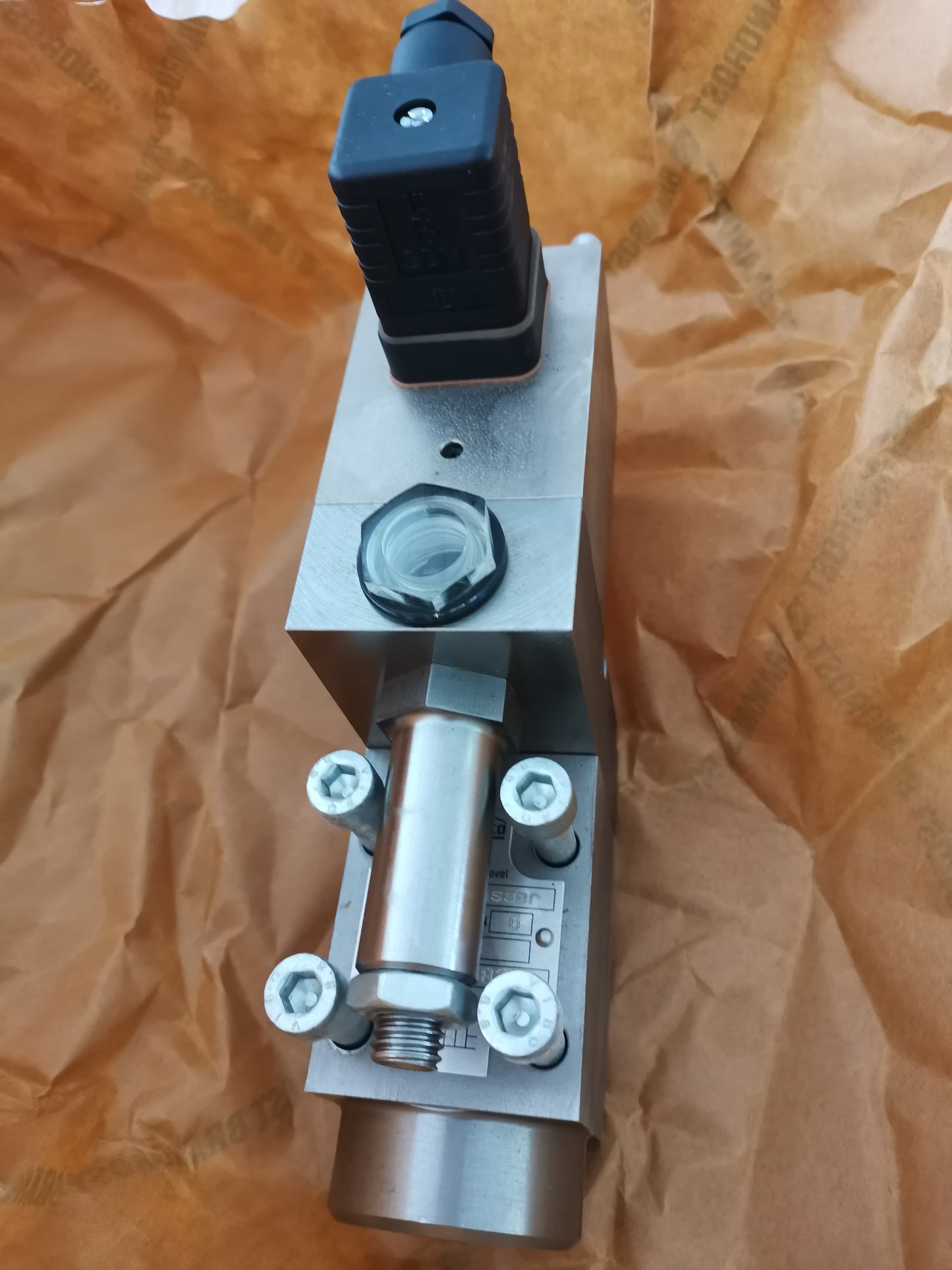 hauhinco 6546382  2/2 way proportional seat valve DN6 PN320 flow 15l/min